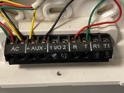 SCW9047 wall connection with power